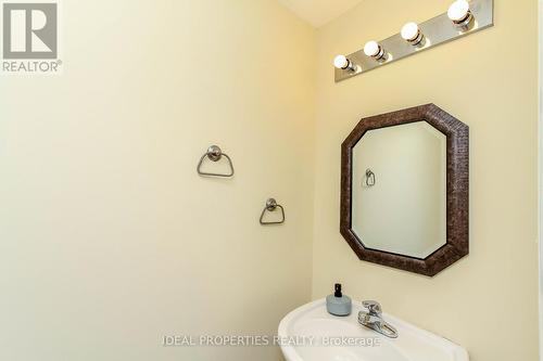 418 Beatrice Drive, Ottawa, ON - Indoor Photo Showing Bathroom