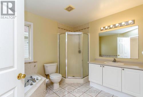 418 Beatrice Drive, Ottawa, ON - Indoor Photo Showing Bathroom