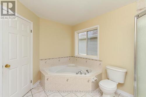 418 Beatrice Drive, Ottawa, ON - Indoor Photo Showing Bathroom