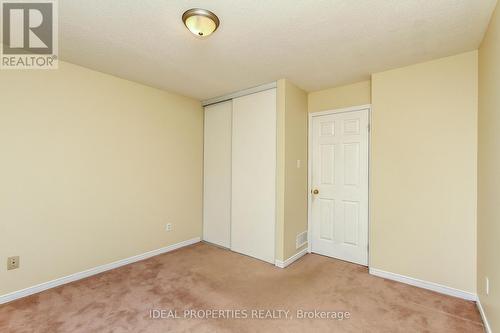 418 Beatrice Drive, Ottawa, ON - Indoor Photo Showing Other Room