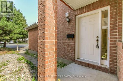 418 Beatrice Drive, Ottawa, ON - Outdoor With Exterior