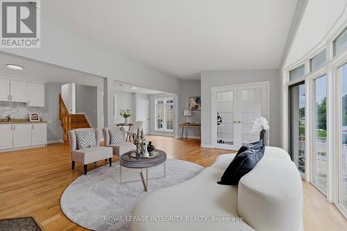 Living Room - Main Floor - 1625 Baseline Road, Ottawa, ON - Indoor Photo Showing Living Room