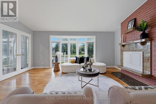 Living Room - Main Floor - 1625 Baseline Road, Ottawa, ON - Indoor Photo Showing Living Room