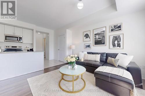 2623 Garrison Crossing, Pickering, ON - Indoor Photo Showing Living Room