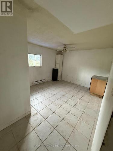 2884 County Rd 89, Innisfil, ON - Indoor Photo Showing Other Room