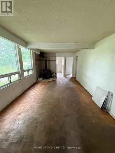 2884 County Rd 89, Innisfil, ON - Indoor