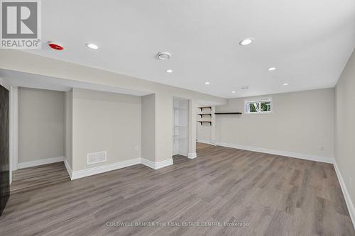 615 Oxford Street, Toronto, ON - Indoor