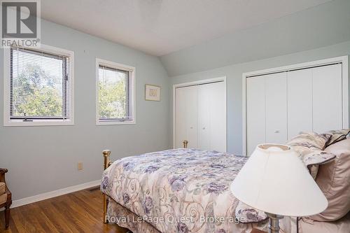 490 Silver Birch Drive, Tiny, ON - Indoor Photo Showing Bedroom