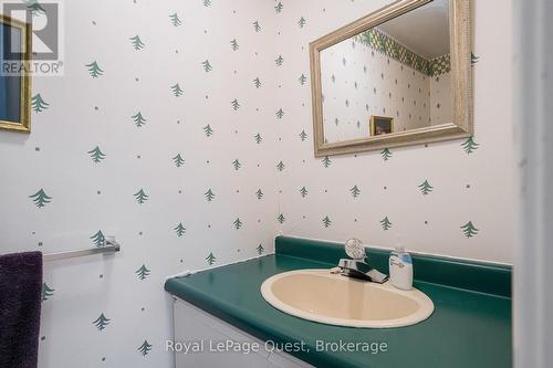 490 Silver Birch Drive, Tiny, ON - Indoor Photo Showing Other Room
