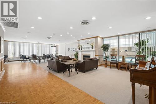 4 Willow Street Unit# 1101, Waterloo, ON - Indoor