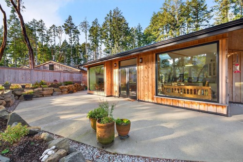 177 Maracaibo Lane, Salt Spring, BC 