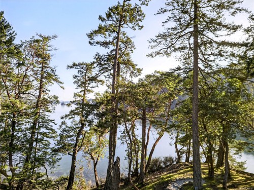 177 Maracaibo Lane, Salt Spring, BC 