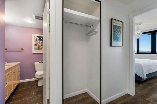 #2104-647 Michigan St, Victoria, BC - Indoor Photo Showing Bathroom