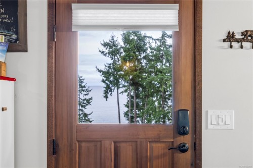 #4-4375 Kelsey Rd, Bowser, BC 