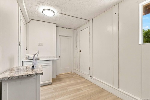 2940 Cedar Hill Rd, Victoria, BC 