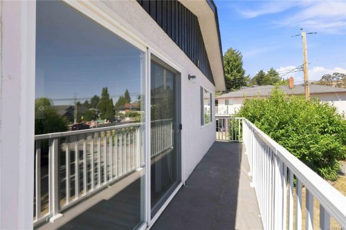 2940 Cedar Hill Rd, Victoria, BC 