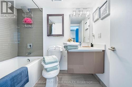 1604 - 200 Bloor Street W, Toronto, ON - Indoor Photo Showing Bathroom