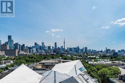 1604 - 200 Bloor Street W, Toronto, ON - Outdoor With View