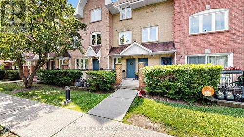 318 - 75 WELDRICK ROAD E  Richmond Hill, ON L4C 0H9