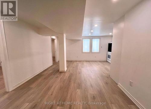 99 Ascalon Drive, Vaughan, ON - Indoor Photo Showing Other Room