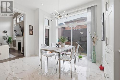 1467 Everest Crescent, Oakville, ON - Indoor Photo Showing Dining Room