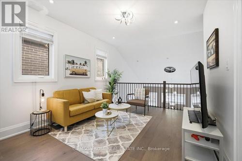 1467 Everest Crescent, Oakville, ON - Indoor