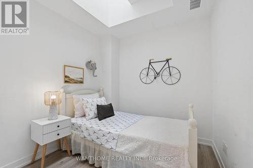 15 - 861 Sheppard Avenue W, Toronto, ON - Indoor Photo Showing Bedroom