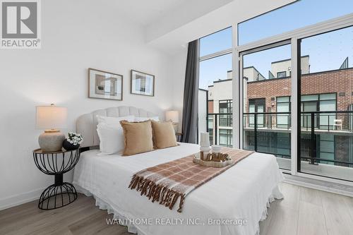 15 - 861 Sheppard Avenue W, Toronto, ON - Indoor Photo Showing Bedroom