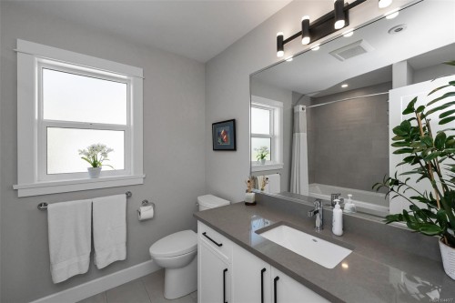 2717 Panda Pl, Langford, BC 