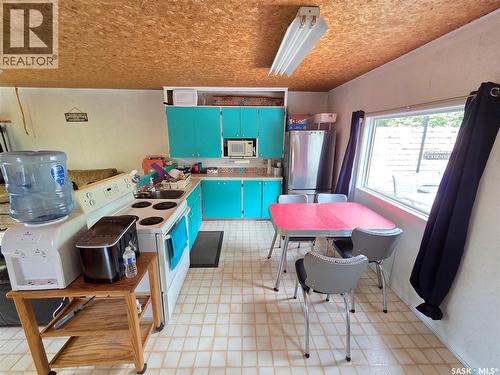 769 Ennis Avenue, White Bear Ir 70, SK - Indoor