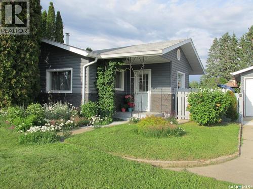 311 3Rd Street N, Nipawin, SK - Outdoor