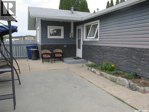 311 3Rd Street N, Nipawin, SK - Outdoor