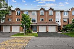 1831 SUMMERFIELDS CRESCENT Ottawa, ON K1C 7B8