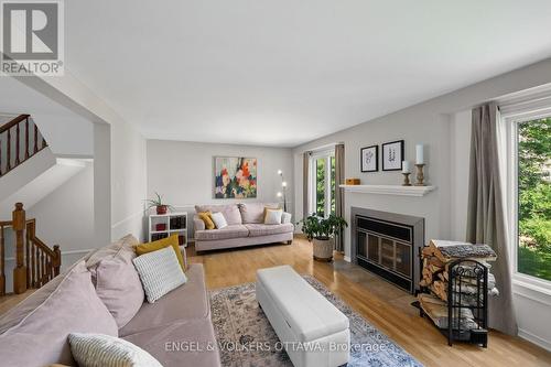 1831 Summerfields Crescent, Ottawa, ON - Indoor Photo Showing Living Room With Fireplace