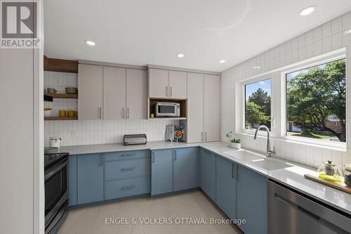 1831 Summerfields Crescent, Ottawa, ON - Indoor Photo Showing Kitchen