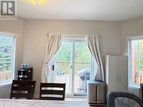 2 Woodcrest Court, Kitchener, ON - Indoor