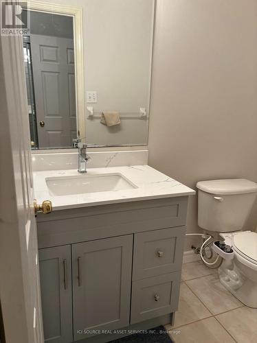 2 Woodcrest Court, Kitchener, ON - Indoor Photo Showing Bathroom