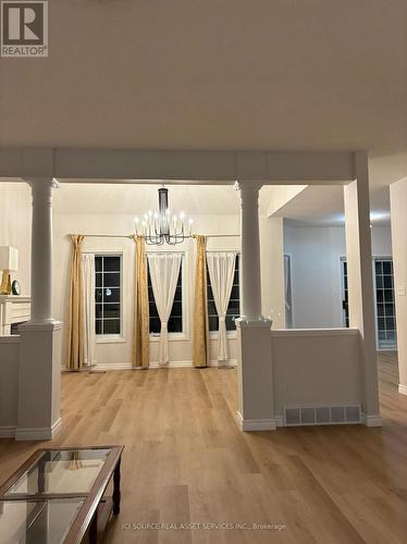 2 Woodcrest Court, Kitchener, ON - Indoor