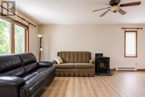 3263 Shoreview Drive, Severn, ON - Indoor Photo Showing Living Room With Fireplace