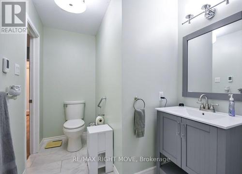 3263 Shoreview Drive, Severn, ON - Indoor Photo Showing Bathroom
