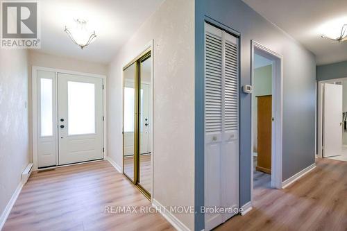 3263 Shoreview Drive, Severn, ON - Indoor Photo Showing Other Room