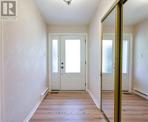 3263 Shoreview Drive, Severn, ON - Indoor Photo Showing Other Room