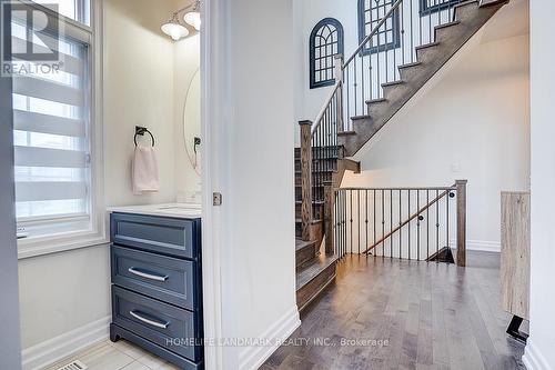 56 Botelho Circle, Aurora, ON - Indoor Photo Showing Other Room