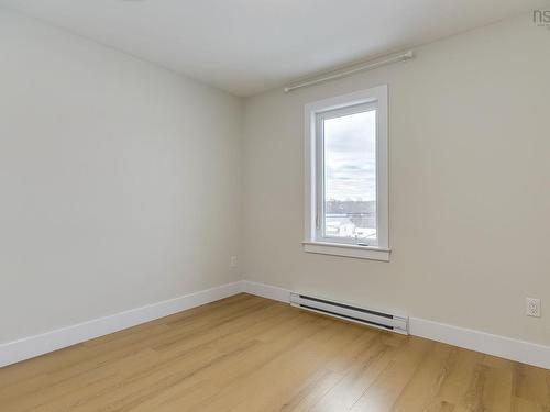 855 Highway 2, Elmsdale, NS - Indoor Photo Showing Other Room