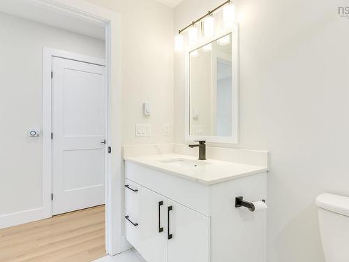 855 Highway 2, Elmsdale, NS - Indoor Photo Showing Bathroom