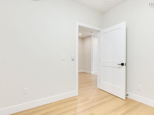 855 Highway 2, Elmsdale, NS - Indoor Photo Showing Other Room