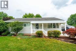 416 IGNATIEFNA STREET  Petrolia, ON N0N 1R0