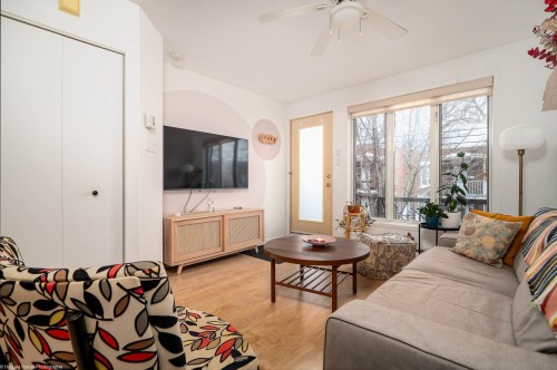 Salon - 5798 7E Avenue, Montréal (Rosemont/La Petite-Patrie), QC - Indoor Photo Showing Living Room
