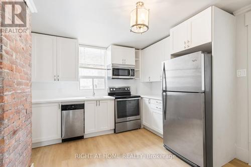 MAIN FLOOR - 443 ONTARIO STREET , Newmarket, Ontario L3Y 2K6 4