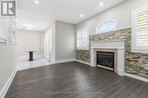 3859 Mcdowell Drive, Mississauga, ON - Indoor Photo Showing Living Room With Fireplace